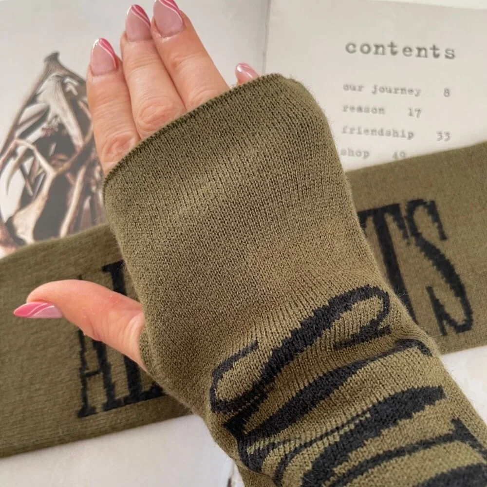 ALL SAINTS Logo Green & Black Arm Warmers are New with Tags! One Size - Picture 3 of 7